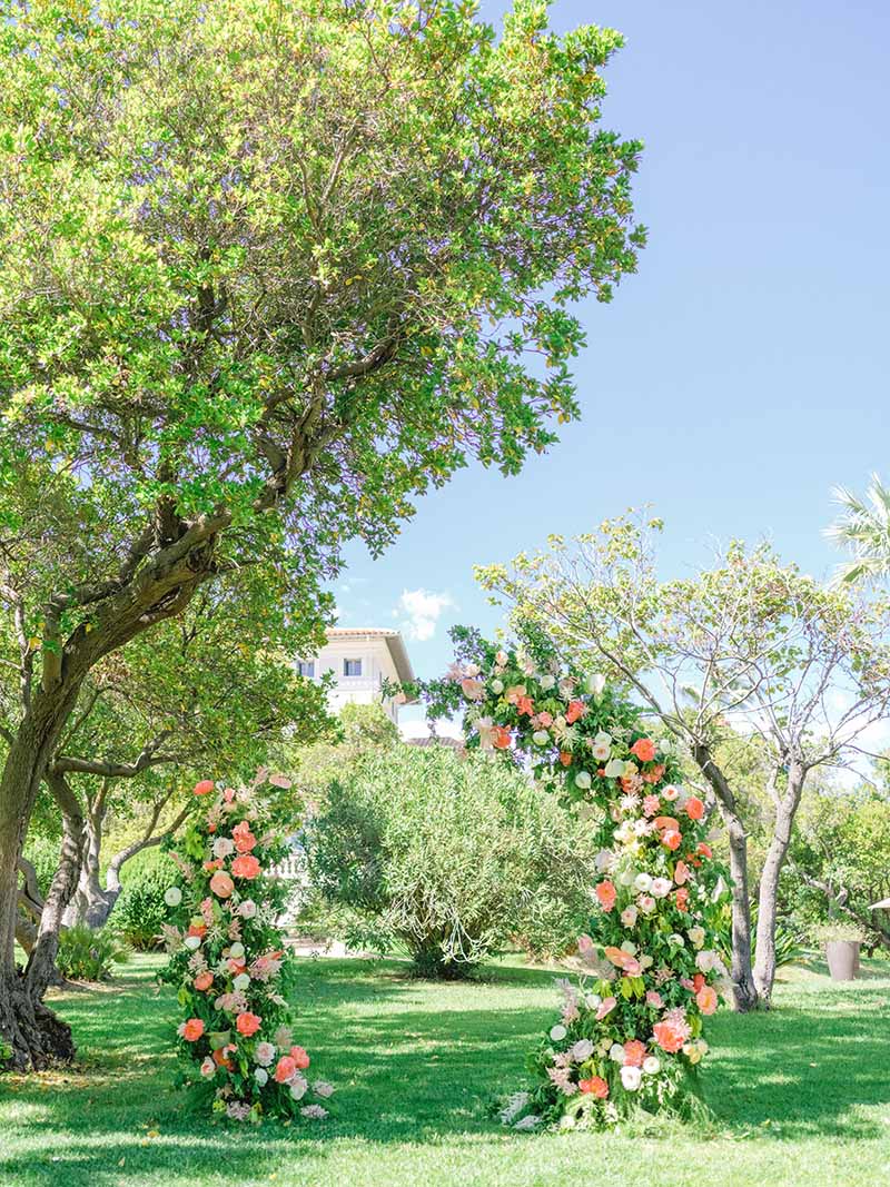 wedding decoration in the garden domaine louise